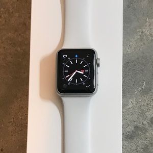 Apple Watch Series 1 aluminum 38 White Sport Band